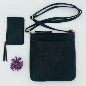 NWOT Vegan Purse and Wallet Set 👛